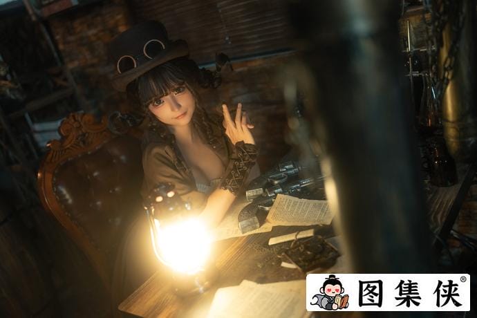 蠢沫沫和摄影师铁手教授是什么关系？他是拍摄到了蠢沫沫无创可贴的图片？