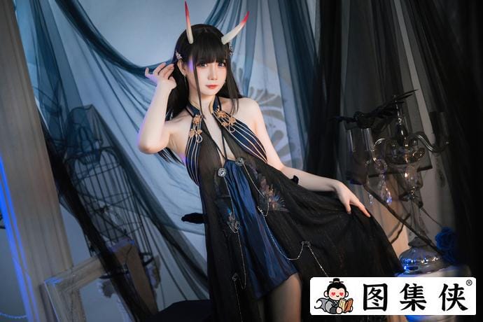 颜值超群的萌妹子焖焖碳 橘黄猫咪和仙女般魅力！