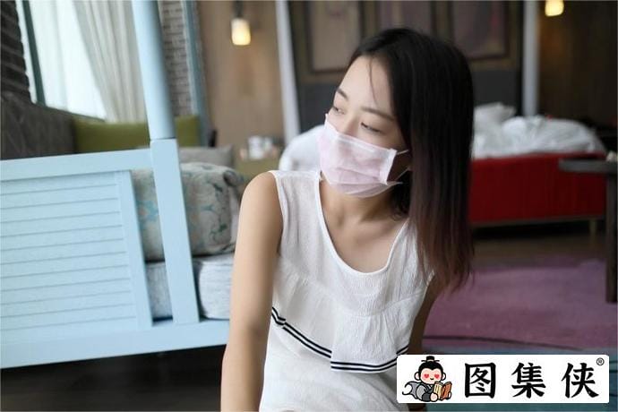 ROSI口罩摄影图片系列分享 小莉不露脸的美