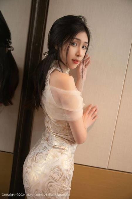 [Xiuren秀人网]2024.12.11 NO.9583 刘婷婷[80+1P/655MB]