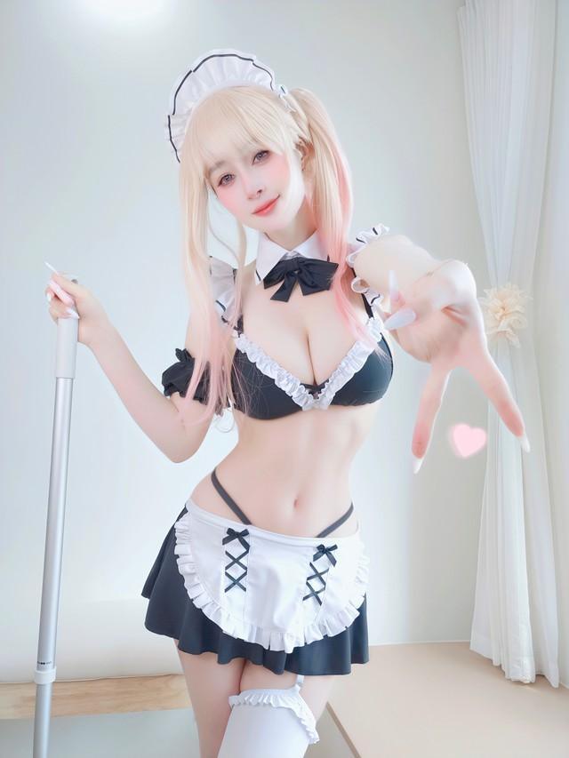 白银81 – NO.163 [Fantia] 2025年11月会员合集（15套） [124P3V-951MB]